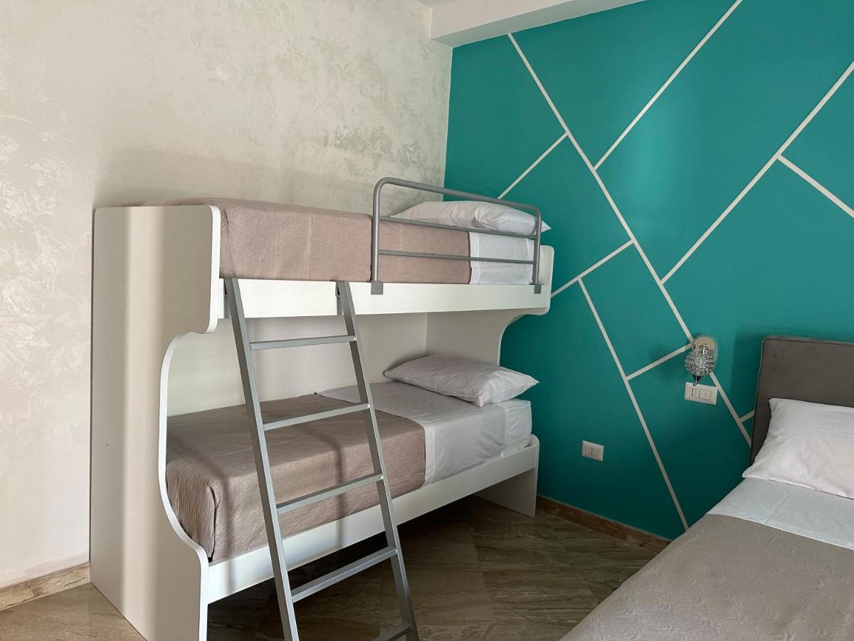Al Centro Bed & Breakfast Формия Екстериор снимка