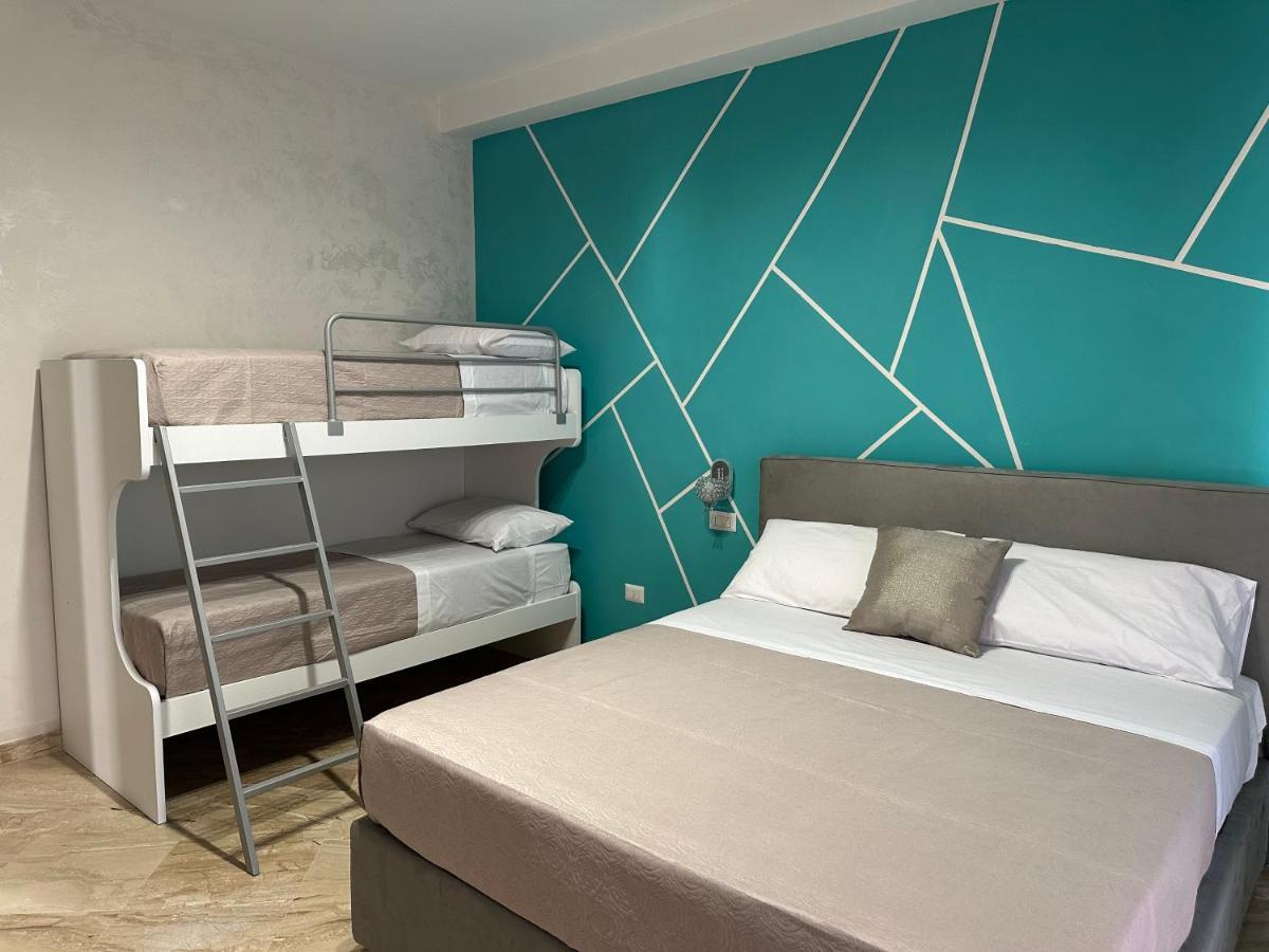 Al Centro Bed & Breakfast Формия Екстериор снимка